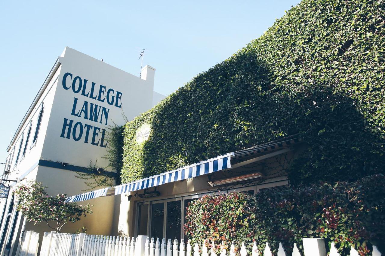 College Lawn Hotel Melbourne Exterior photo